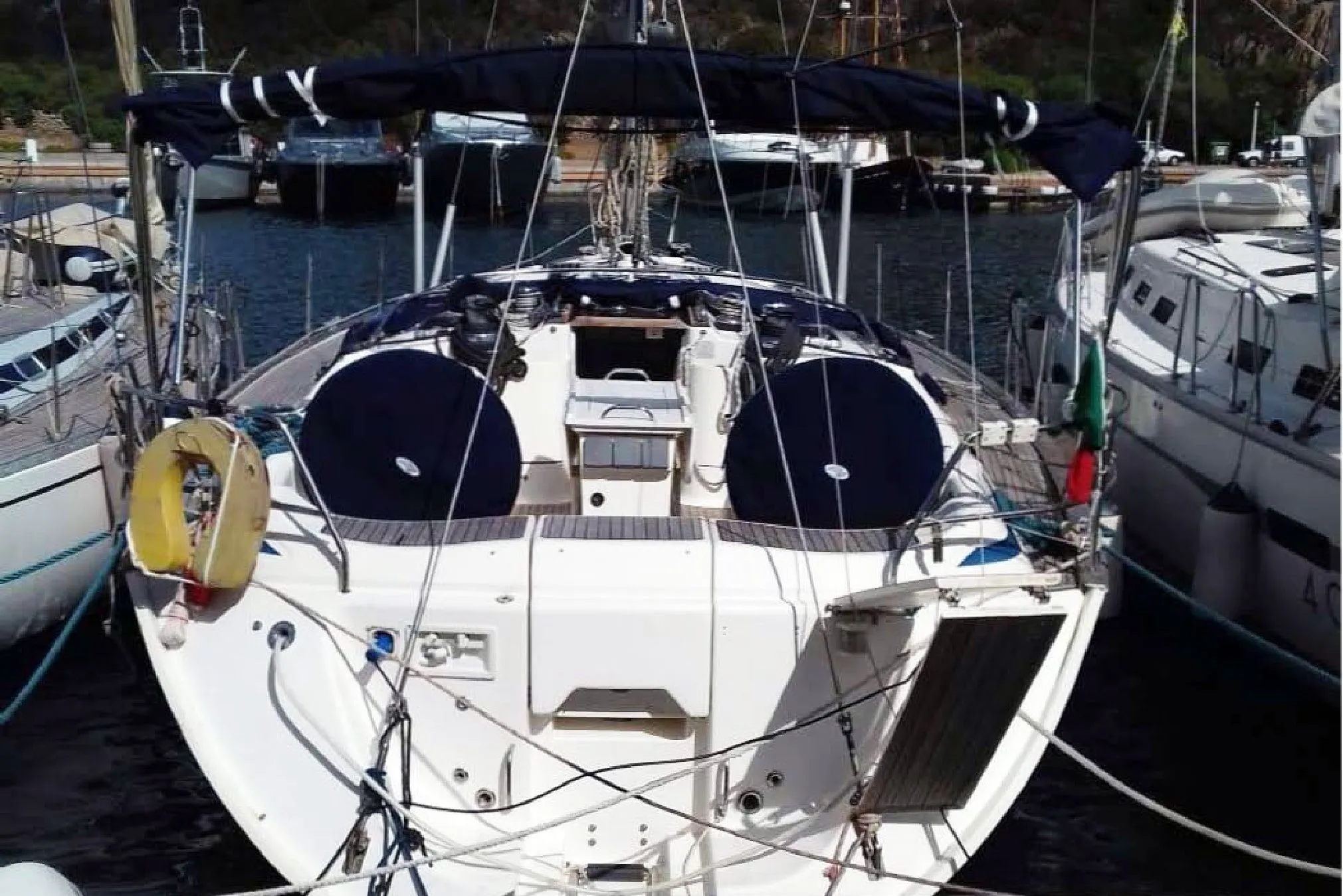 Giovanna La Pazza Charter Boat