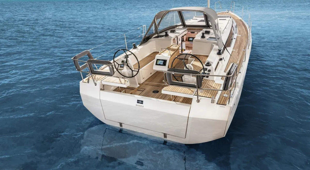 11.9m Breege Boat Hire