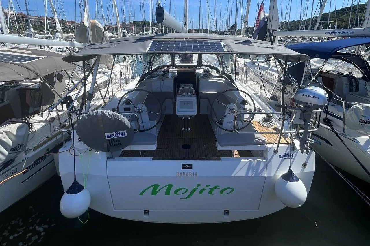 Boot - Rent a 11.31m Sailing Yacht in Pula