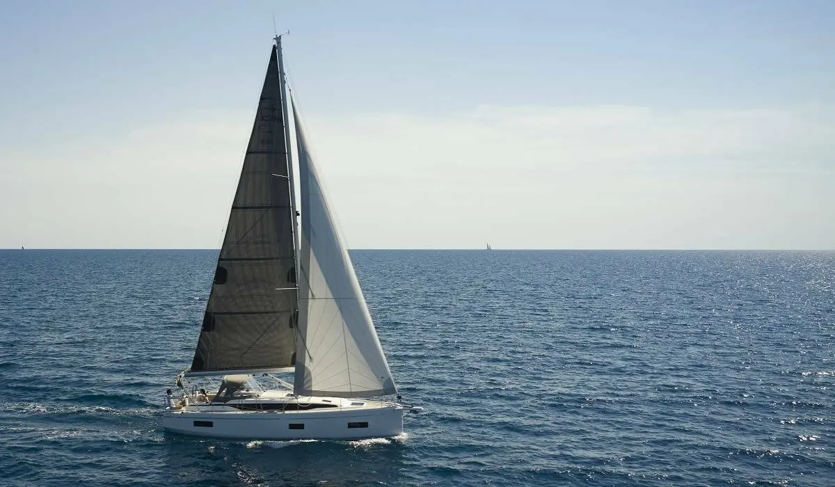 Petra Charterboot - 3