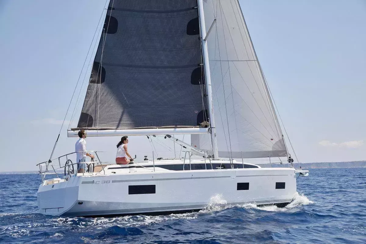 Wind Dancer Kiralık Teknesi - 1