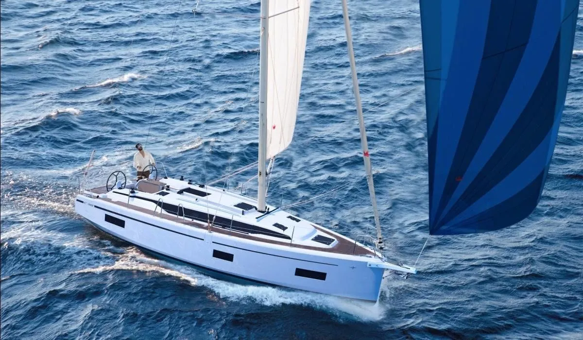 Charter a 11.38m Boat in Trapani