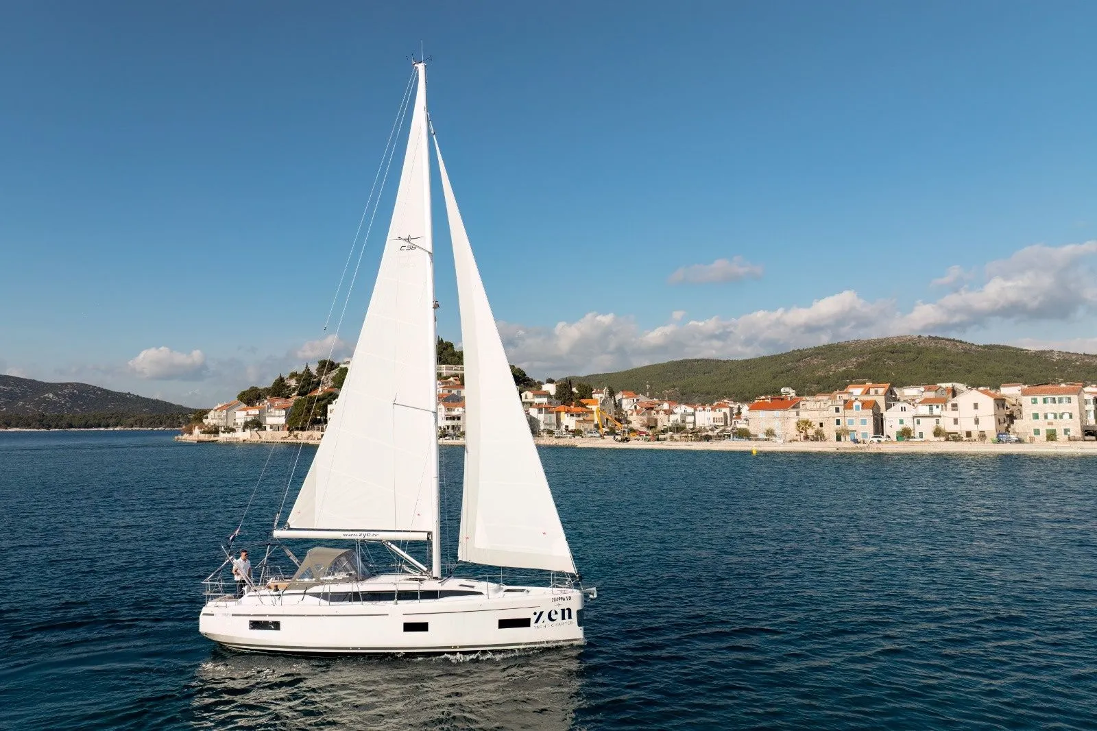 Explore Tribunj on a 11.31m Rental Sailing Yacht