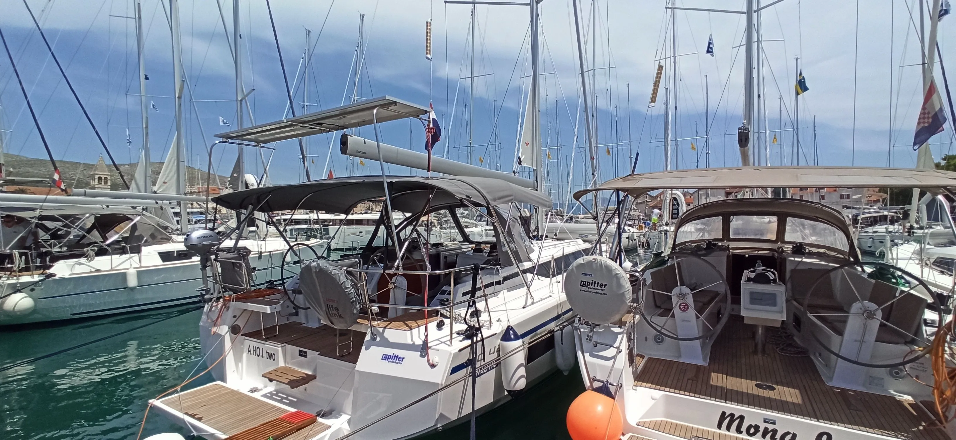 Чартер A.HO.I  two - 5