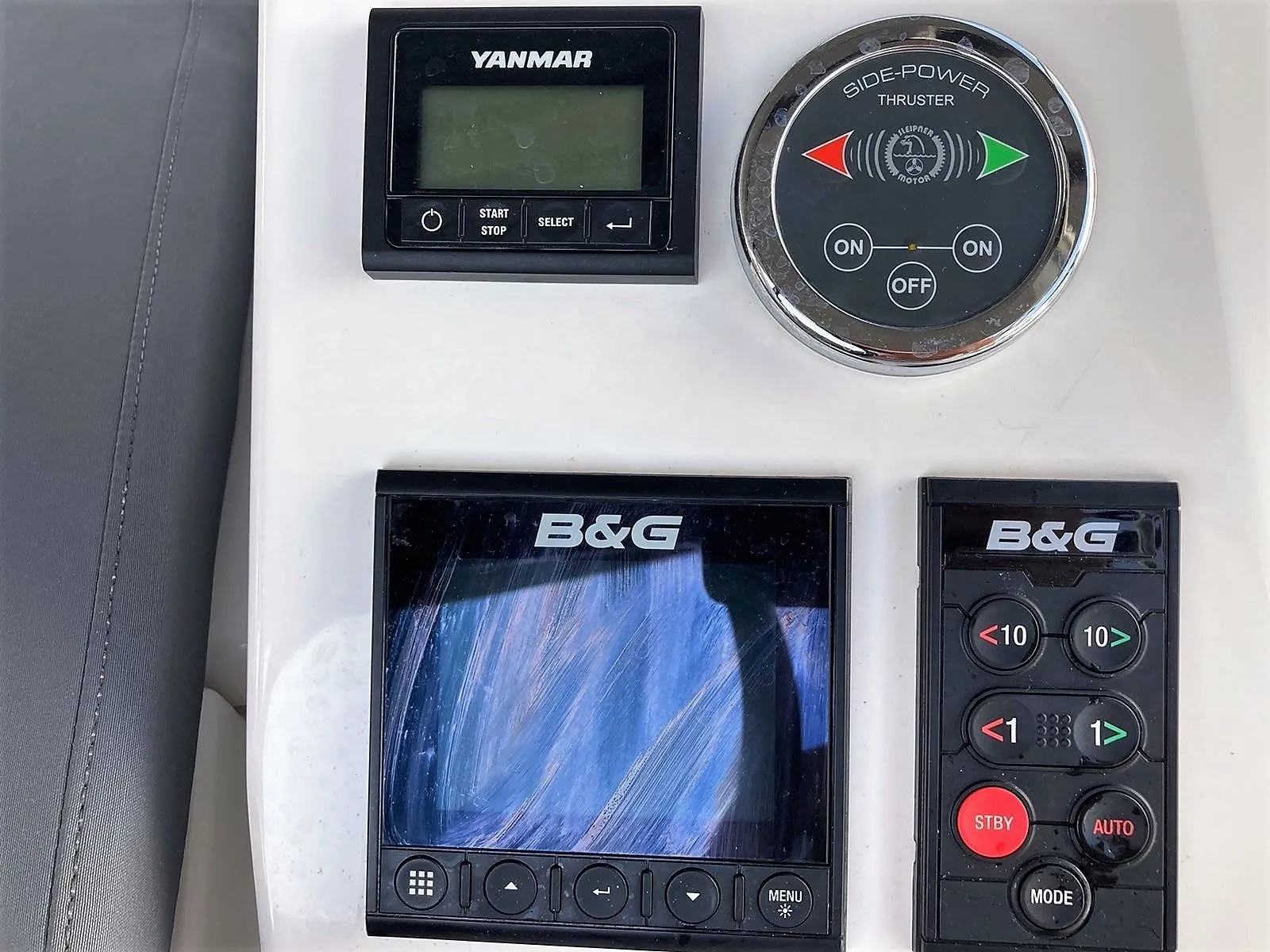 Josef Charterboot - 4