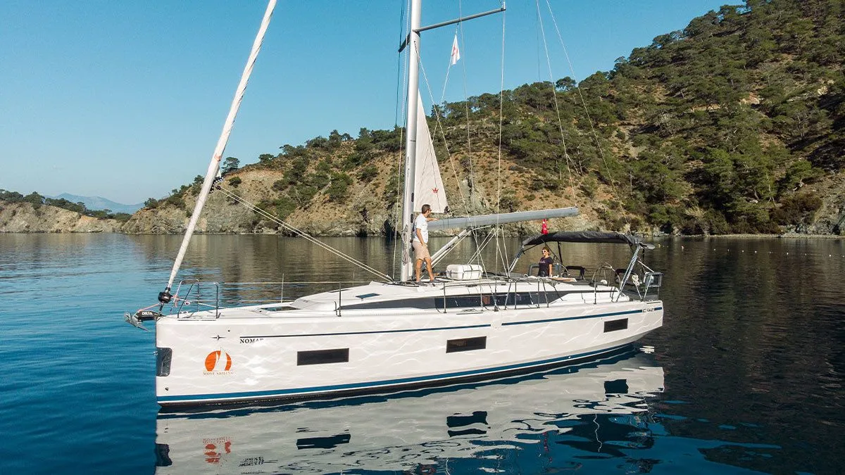 Nomad Charterboot - 3