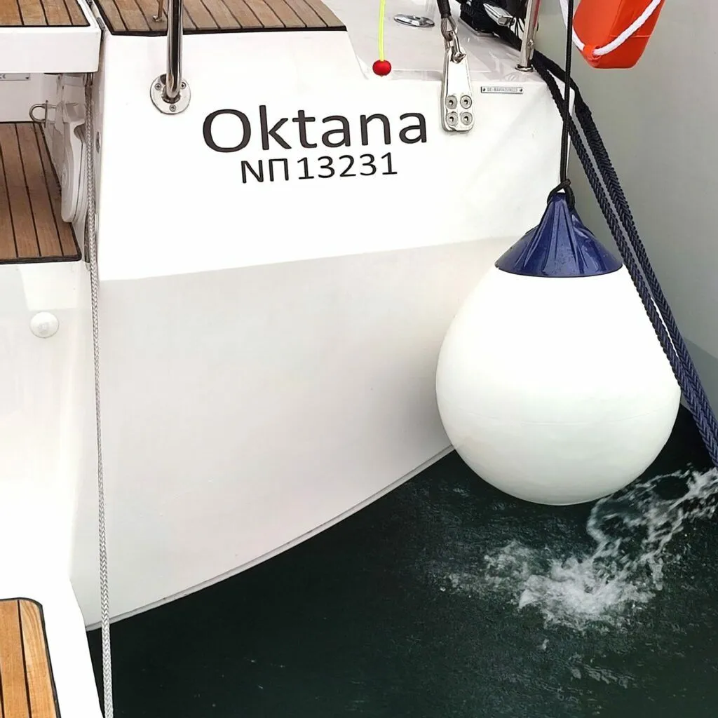 Oktana Charterboot - 3