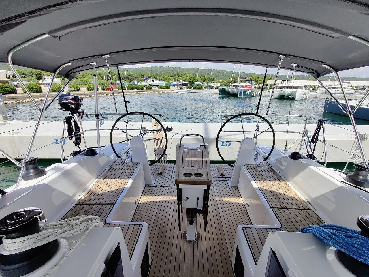 Relax Charter Boat - 5