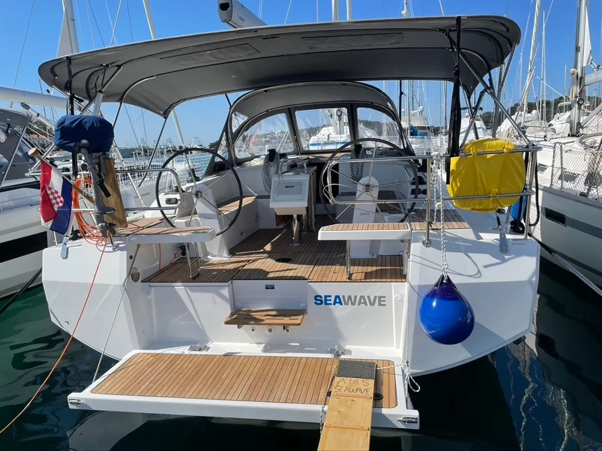 Explore Vrsar on a 12.38m Rental Bavaria C42