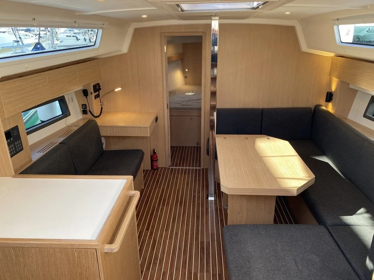 Чартер Srna - 5