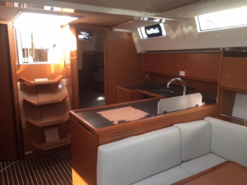 Alnair Charter Boat