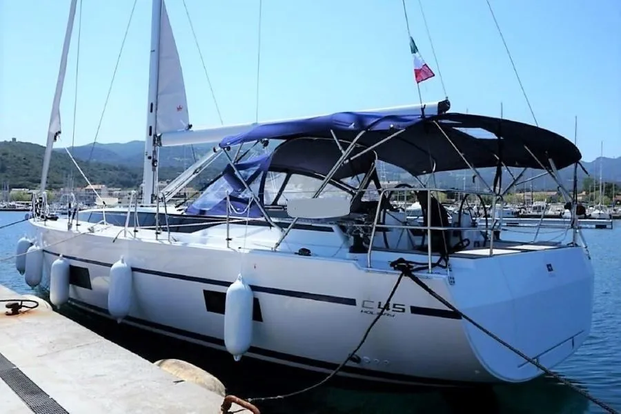Explore Reggio Calabria on a 14.27m Rental Sailing Yacht