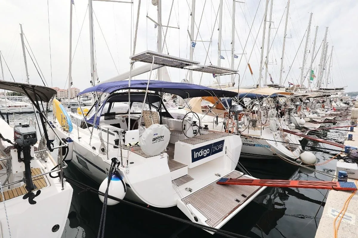 Indigo Charterboot - 5