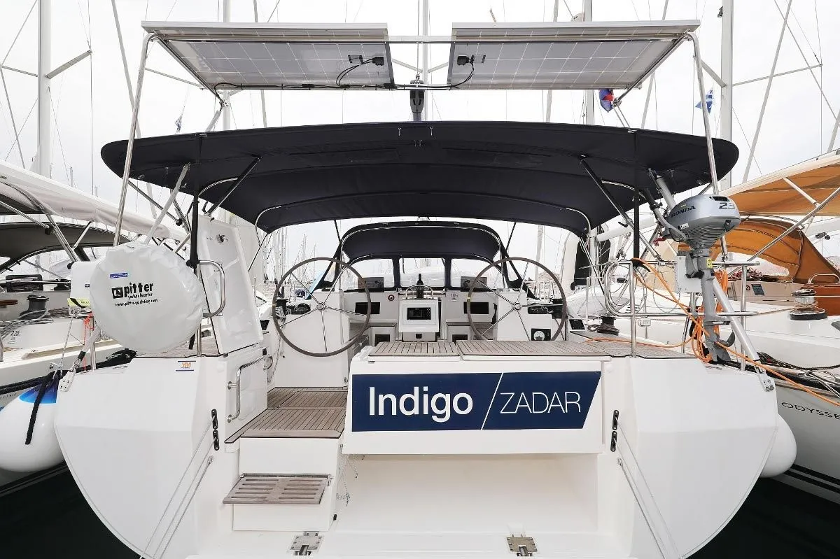 Indigo Charterboot - 3