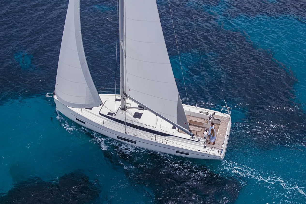 Charter a 14.43m Sailing Yacht Bavaria C45 in Bocca di Magra