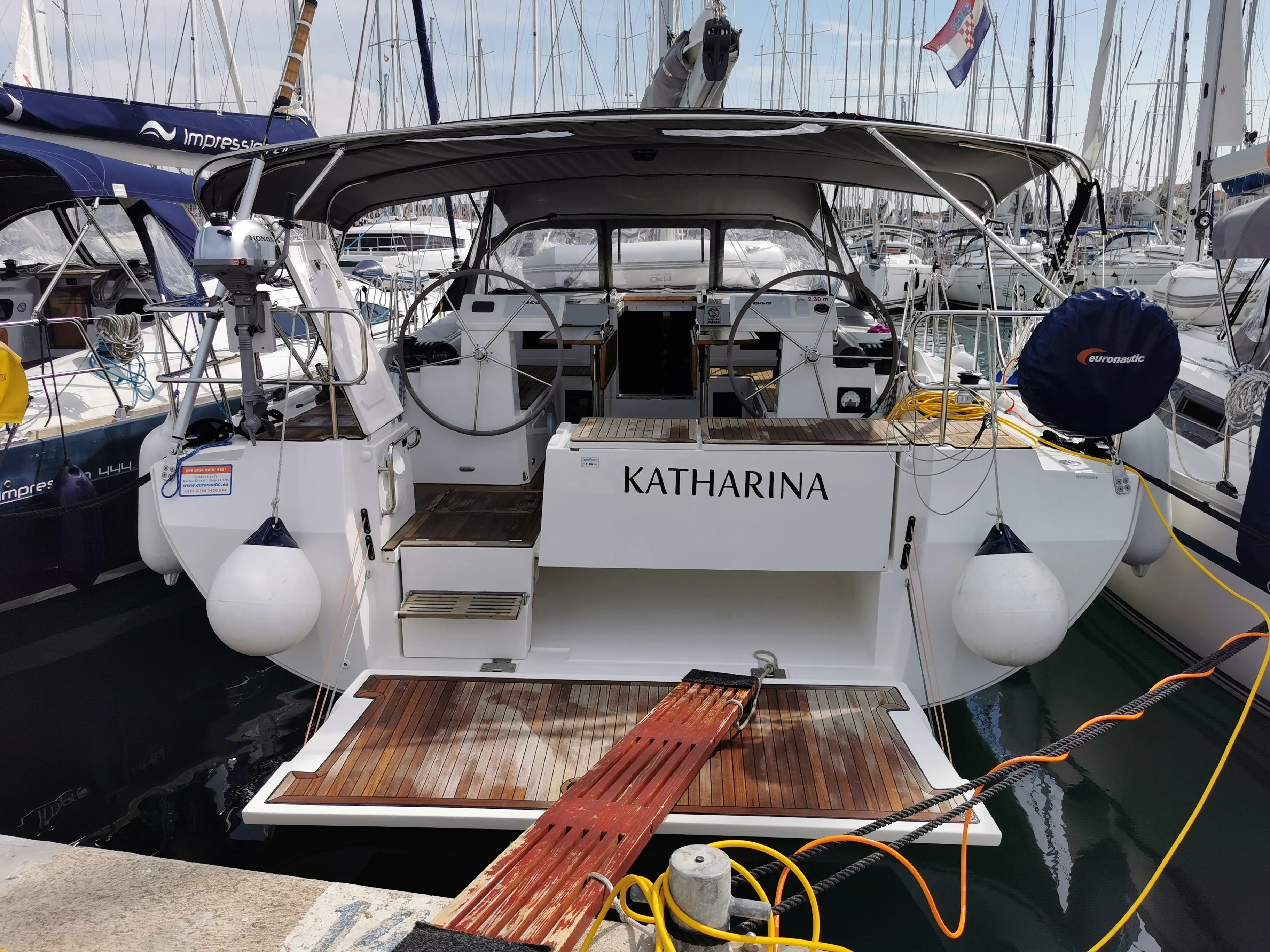 Katharina Kiralık Teknesi - 1