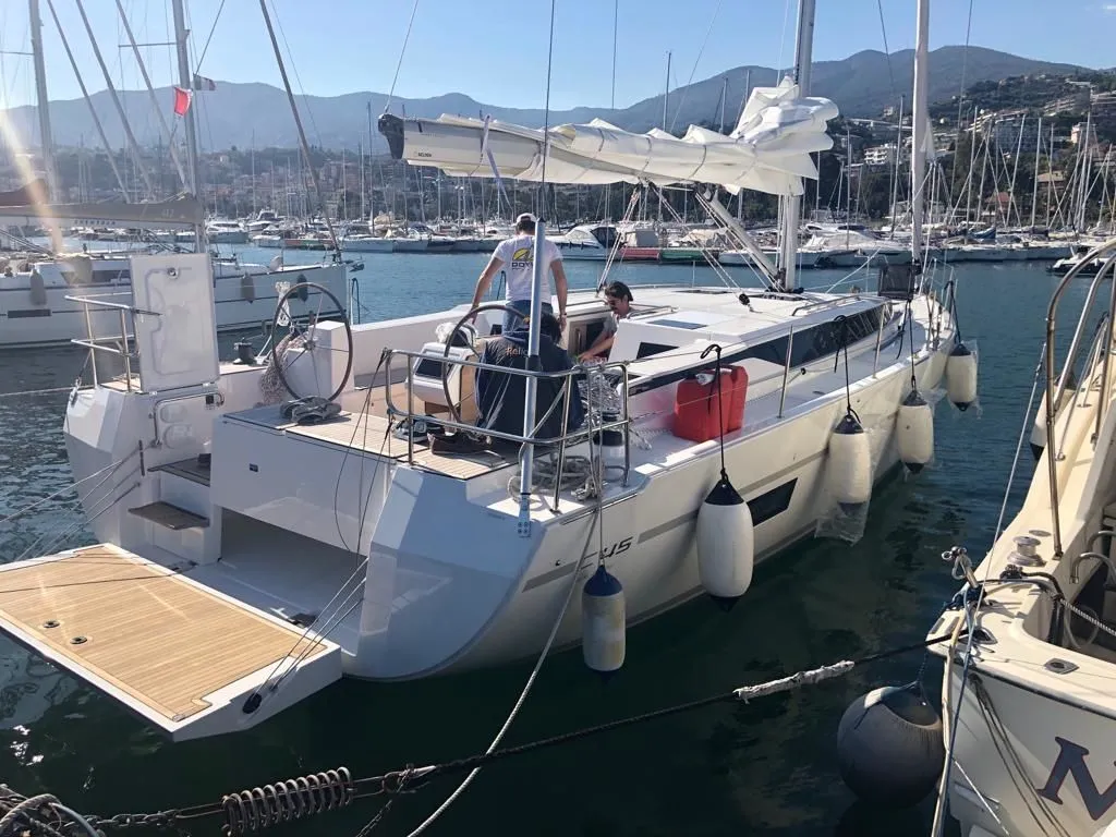 Red Horizon Kiralık Teknesi - 4