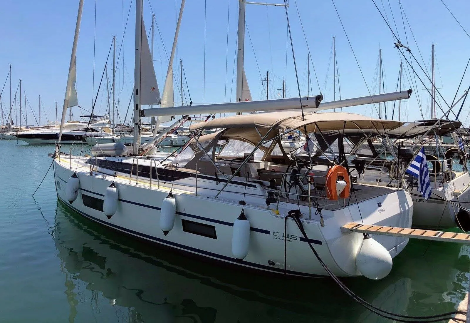 Explore Parikia on a 13.98m Rental Sailing Yacht Bavaria C45