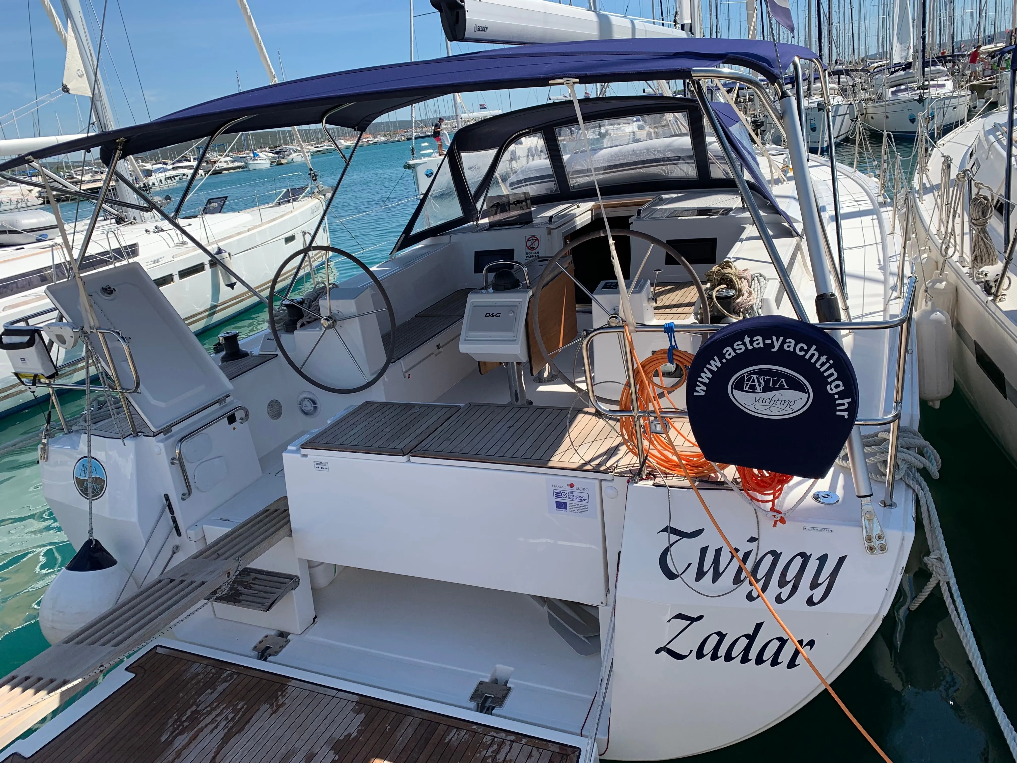 Twiggy Charter Boat - 1