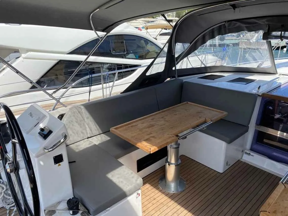 Чартер Acrux - 3