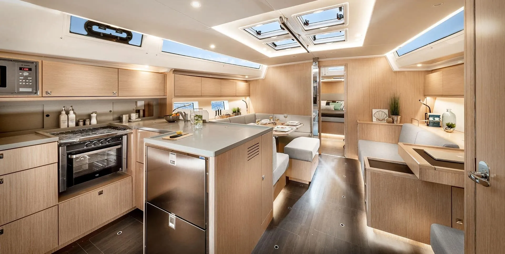 Roza Deflores 2 Charterboot - 5