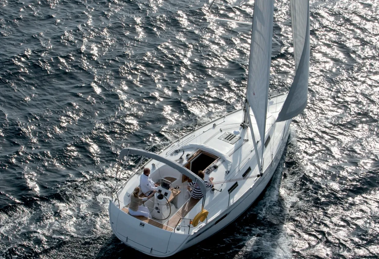Mola 10 R Grossenbrode Charter Boat
