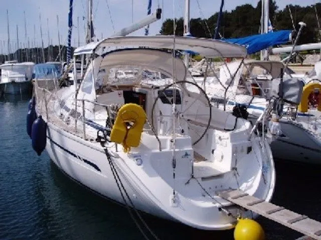 Vroni Charter Boat