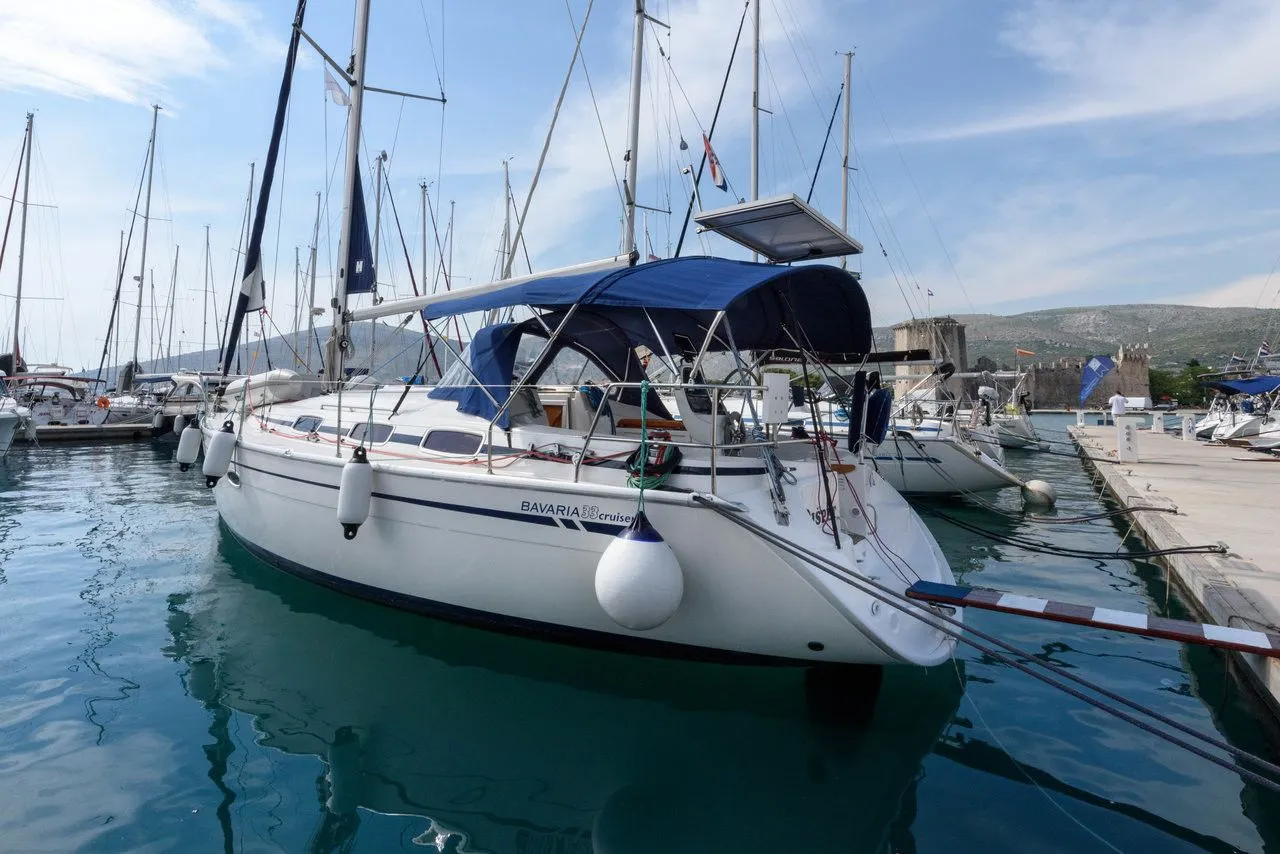 Dispet Charter Boat