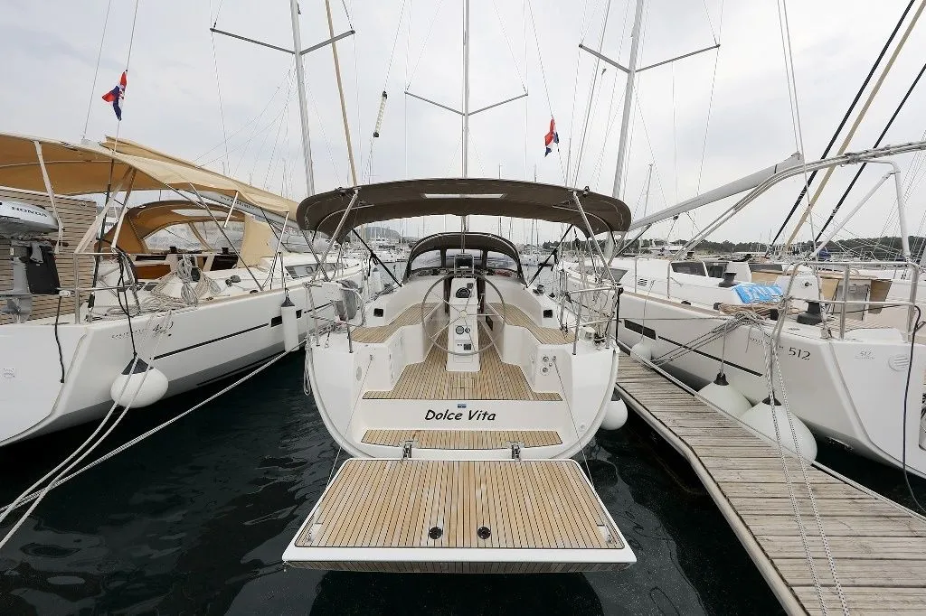 Dolce Vita Charter Boat