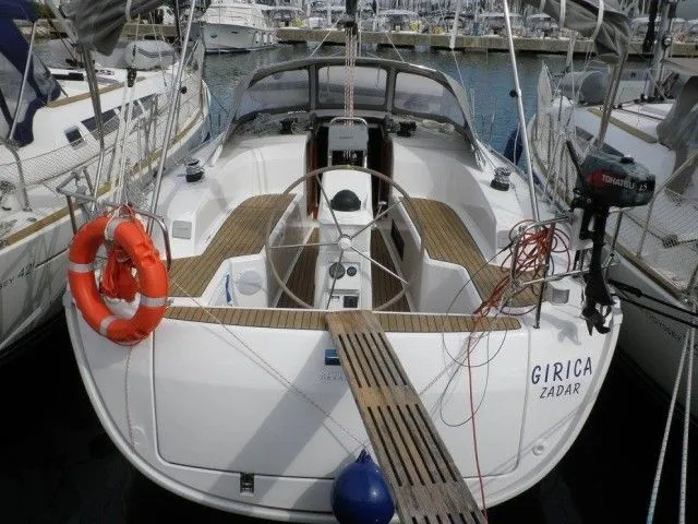 Charter a 10.45m Boat in Sukosan