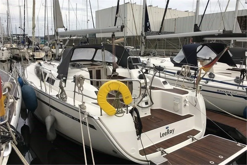 Leeroy Charter Boat