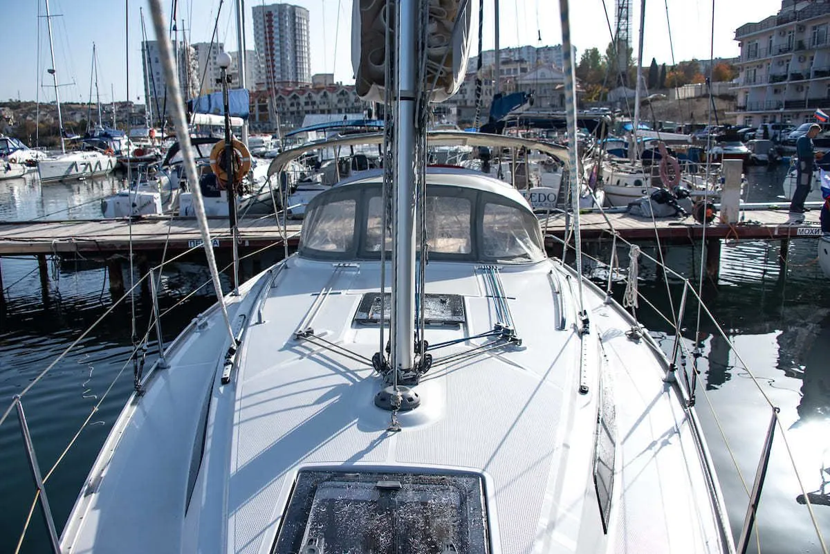 Rent a 9.75m Boat in Sevastopol