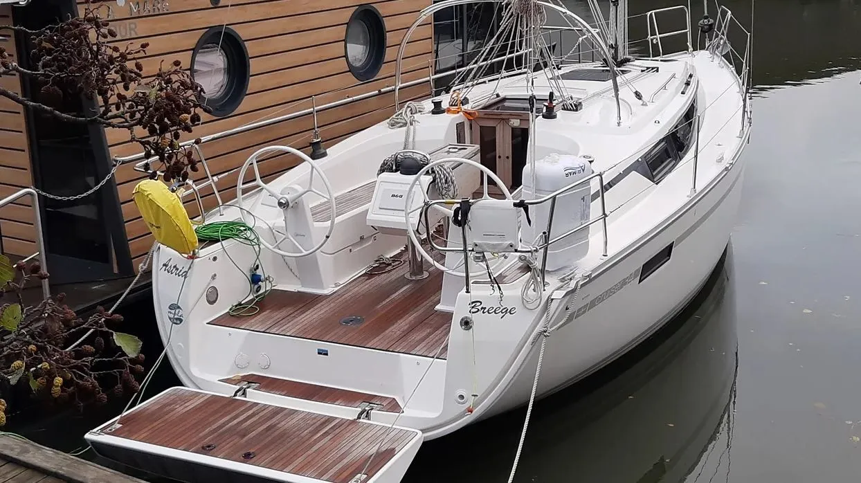 10m Gothenburg Sailing Yacht Bavaria Cruiser 34 Hire
