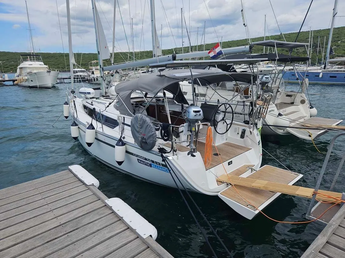 Felis Charter Boat - 3