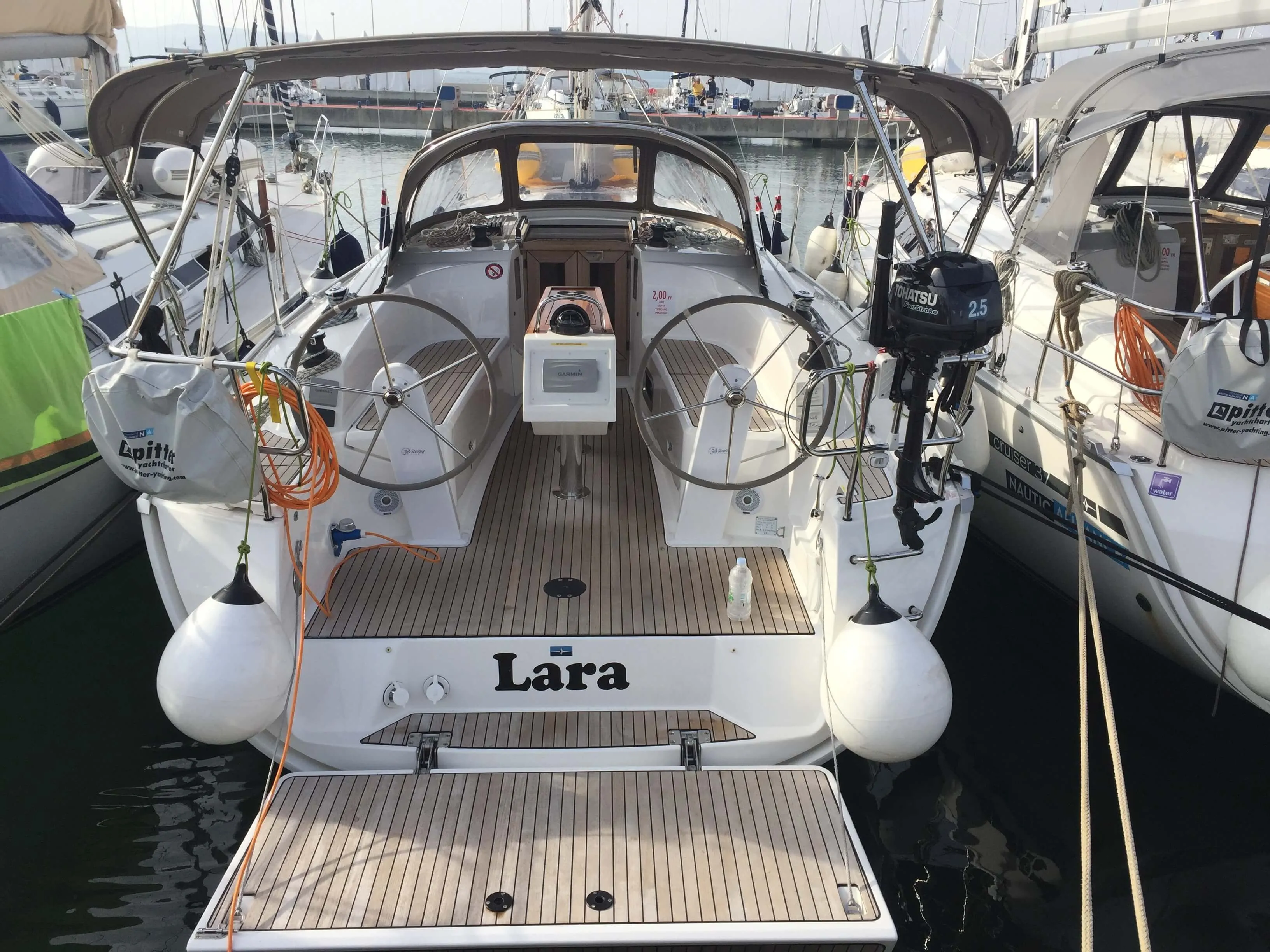 Boot - Explore Biograd na Moru on a 9.99m Bavaria Cruiser 34 Sailing Yacht Rental