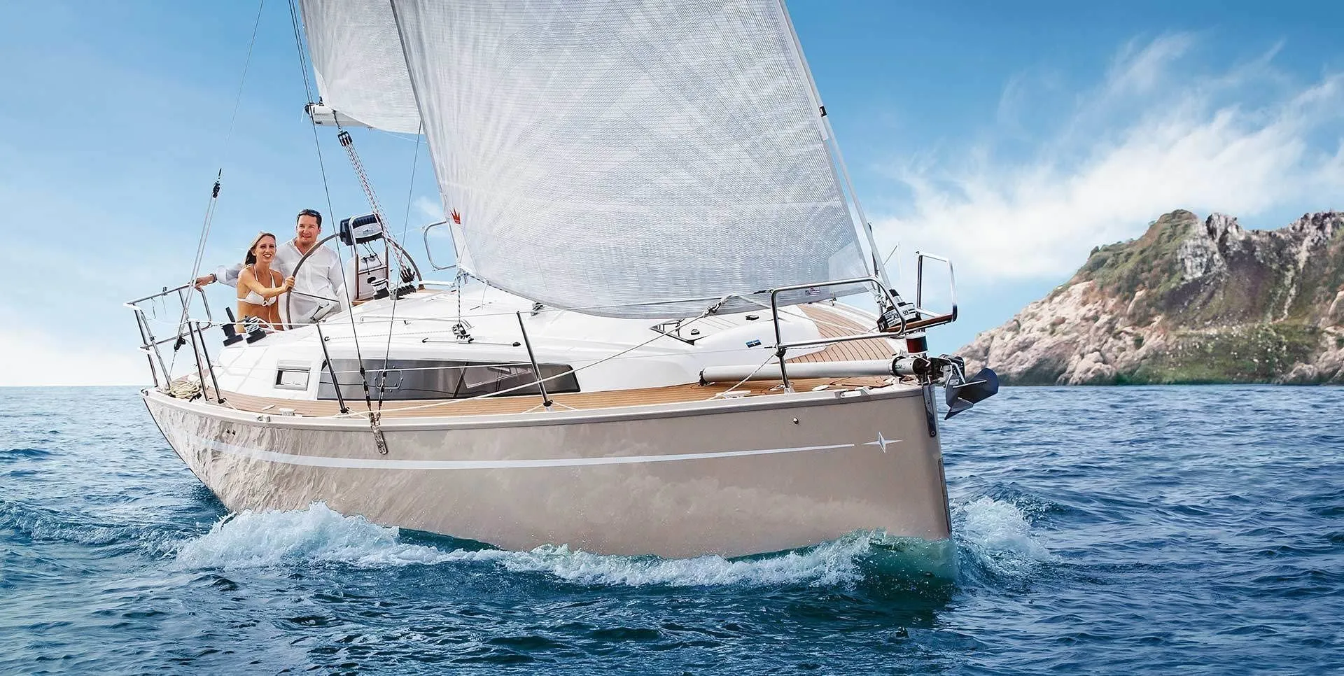 Boat - 9.99m Split Boat Hire