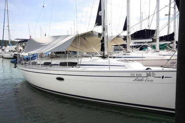 10.65m Chang Wat Phuket 2 Cabin Sailing Yacht Hire