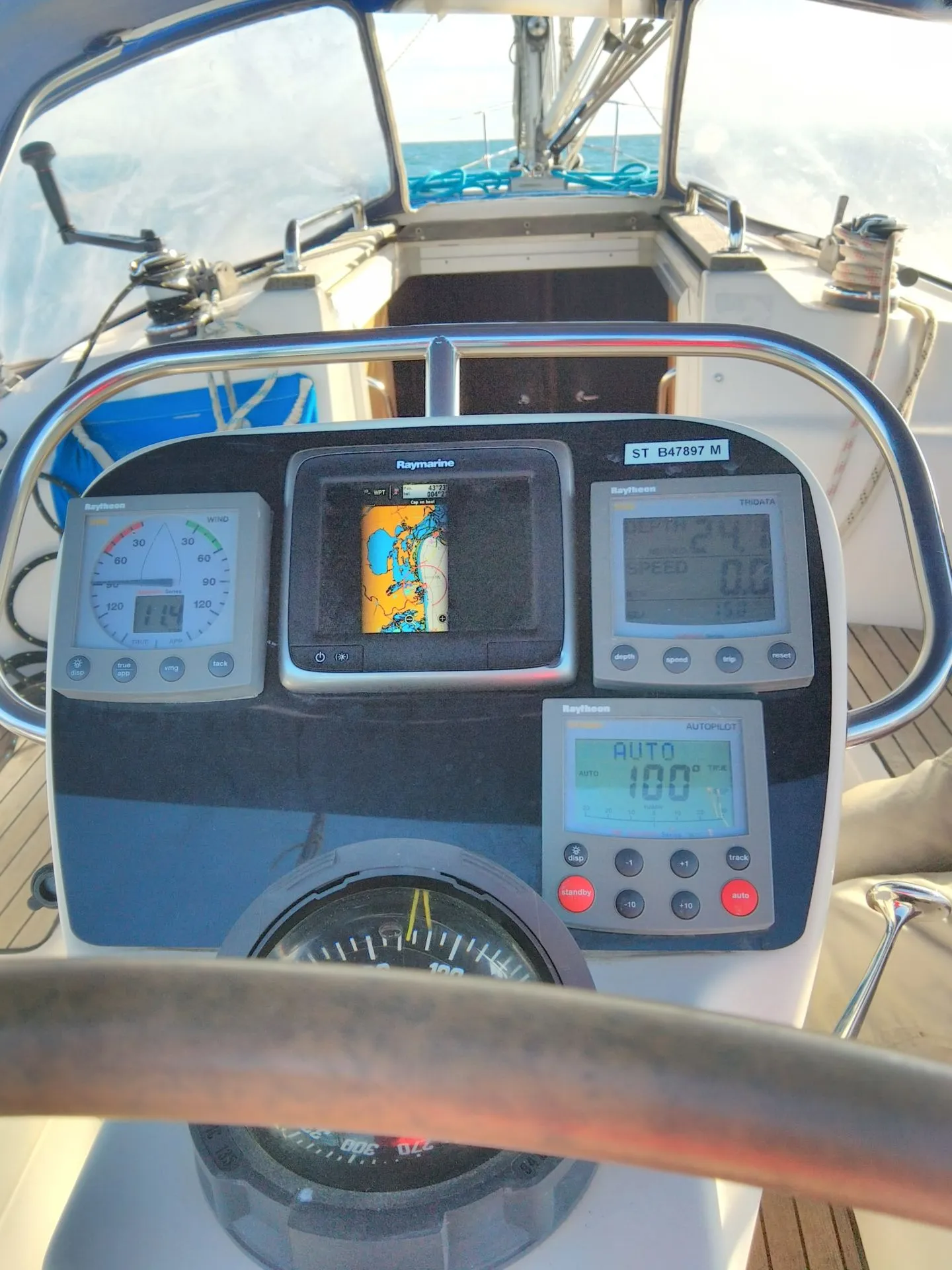 10.8m Saint-Mandrier-sur-Mer Boat Hire