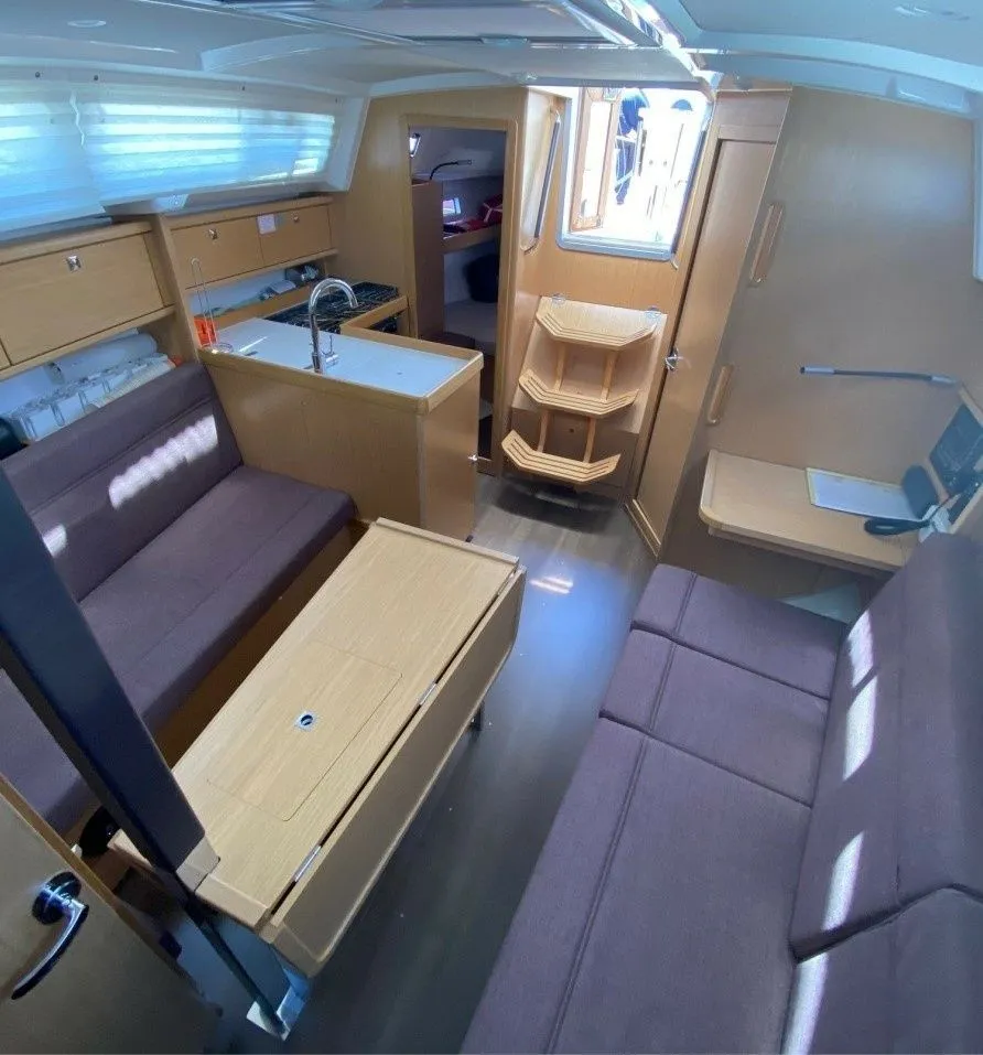 Luna 2 Charterboot - 4