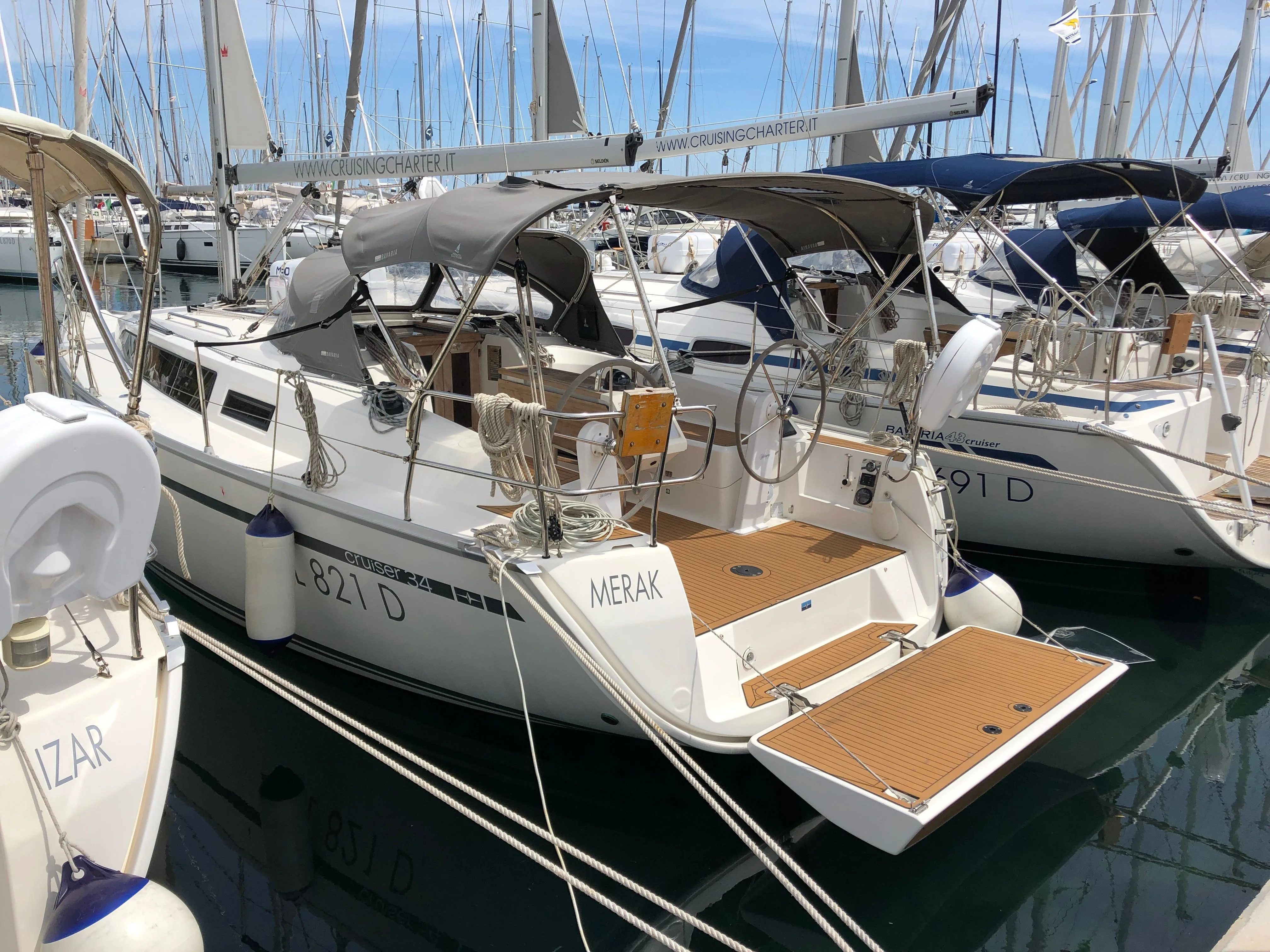 Merak Charter Boat