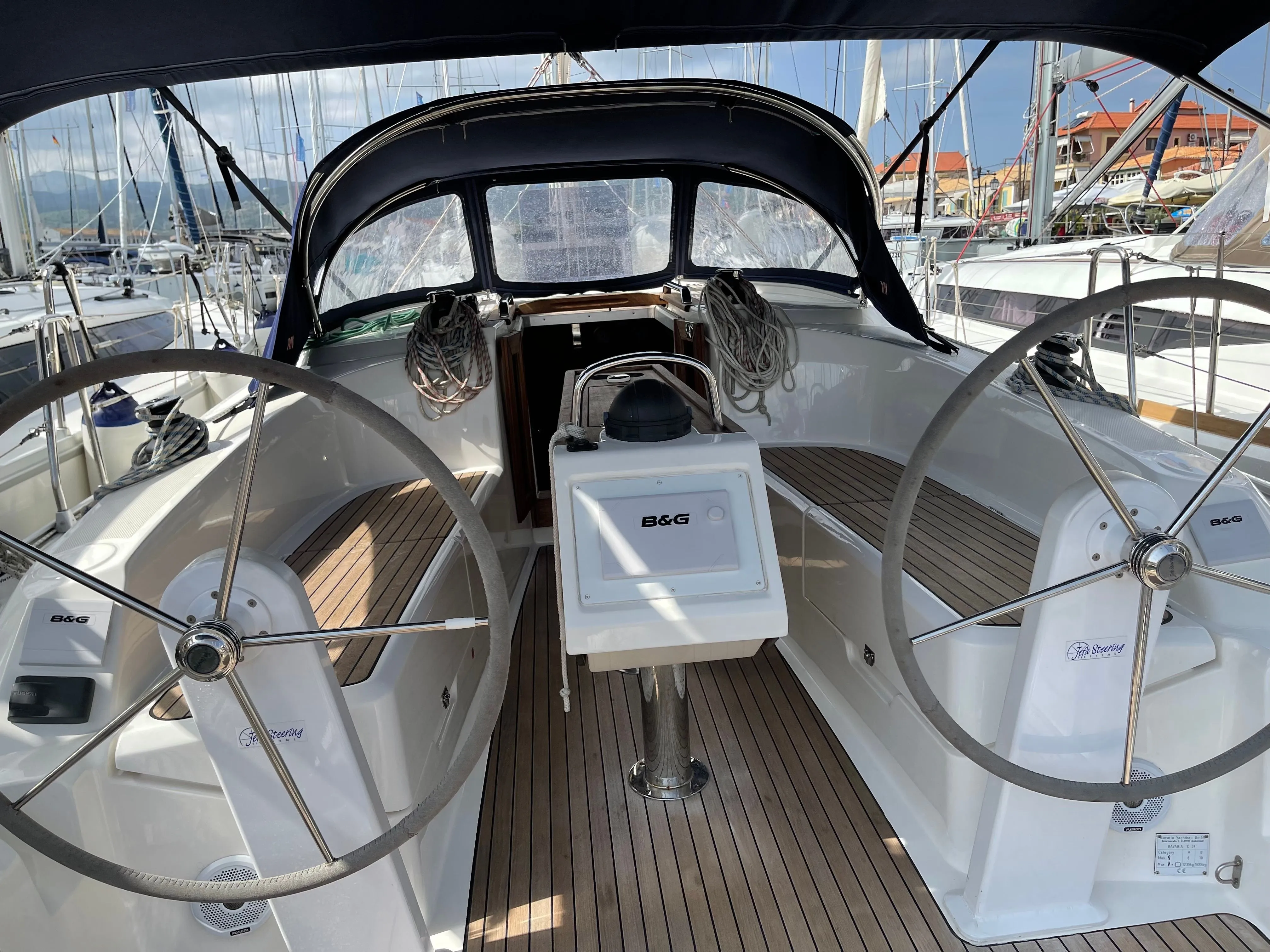 Nikitas Charterboot - 3