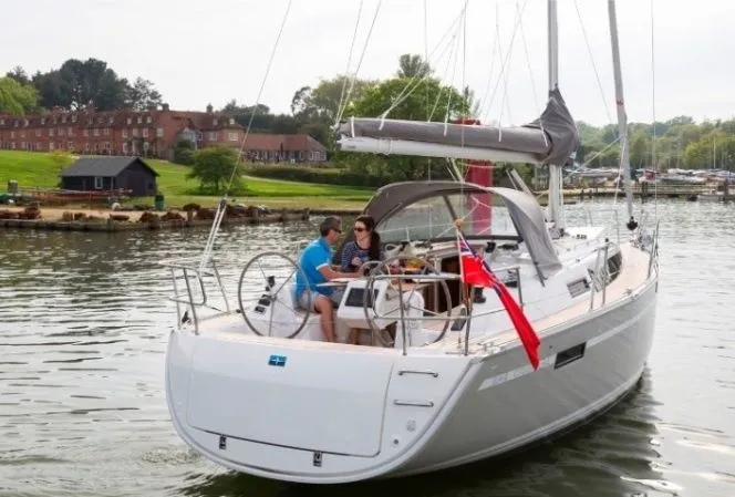 Saona Mietboot