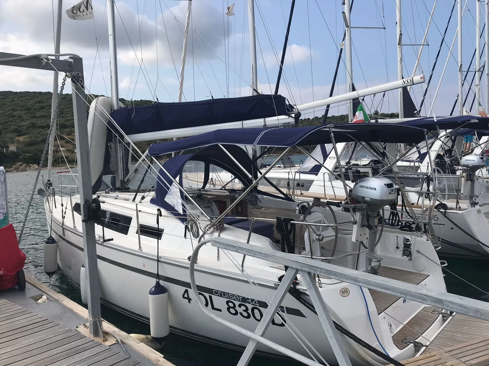 10.2m Salerno Sailing Yacht Hire
