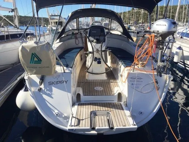 Rent a 10.71m Bavaria Cruiser 34 in Primošten