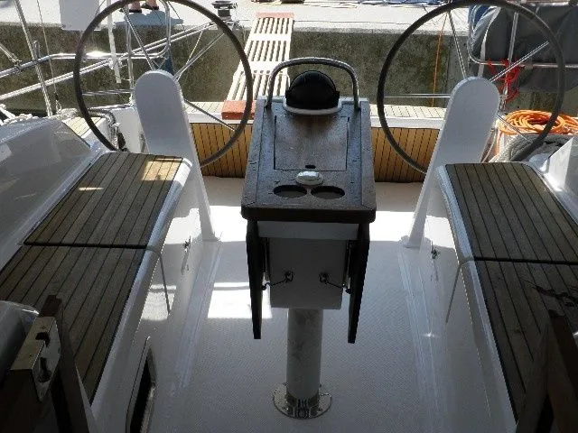 Tika Charter Boat - 4