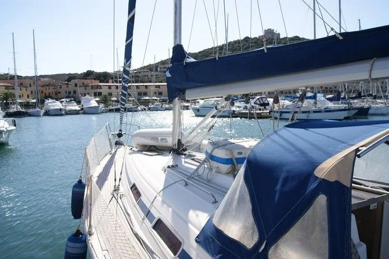 Charter a 11.4m Sailing Yacht Bavaria Cruiser 36 in Punta Ala