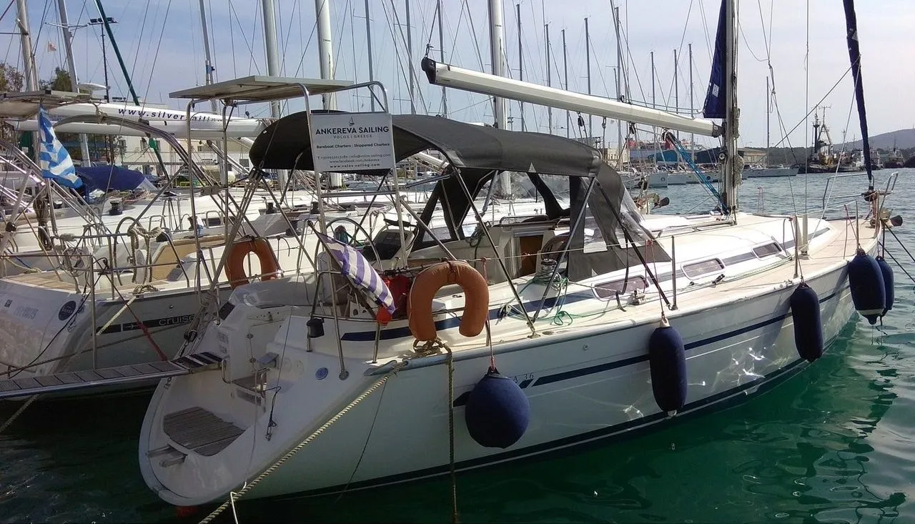Explore Volos on a 10.96m Rental Sailing Yacht