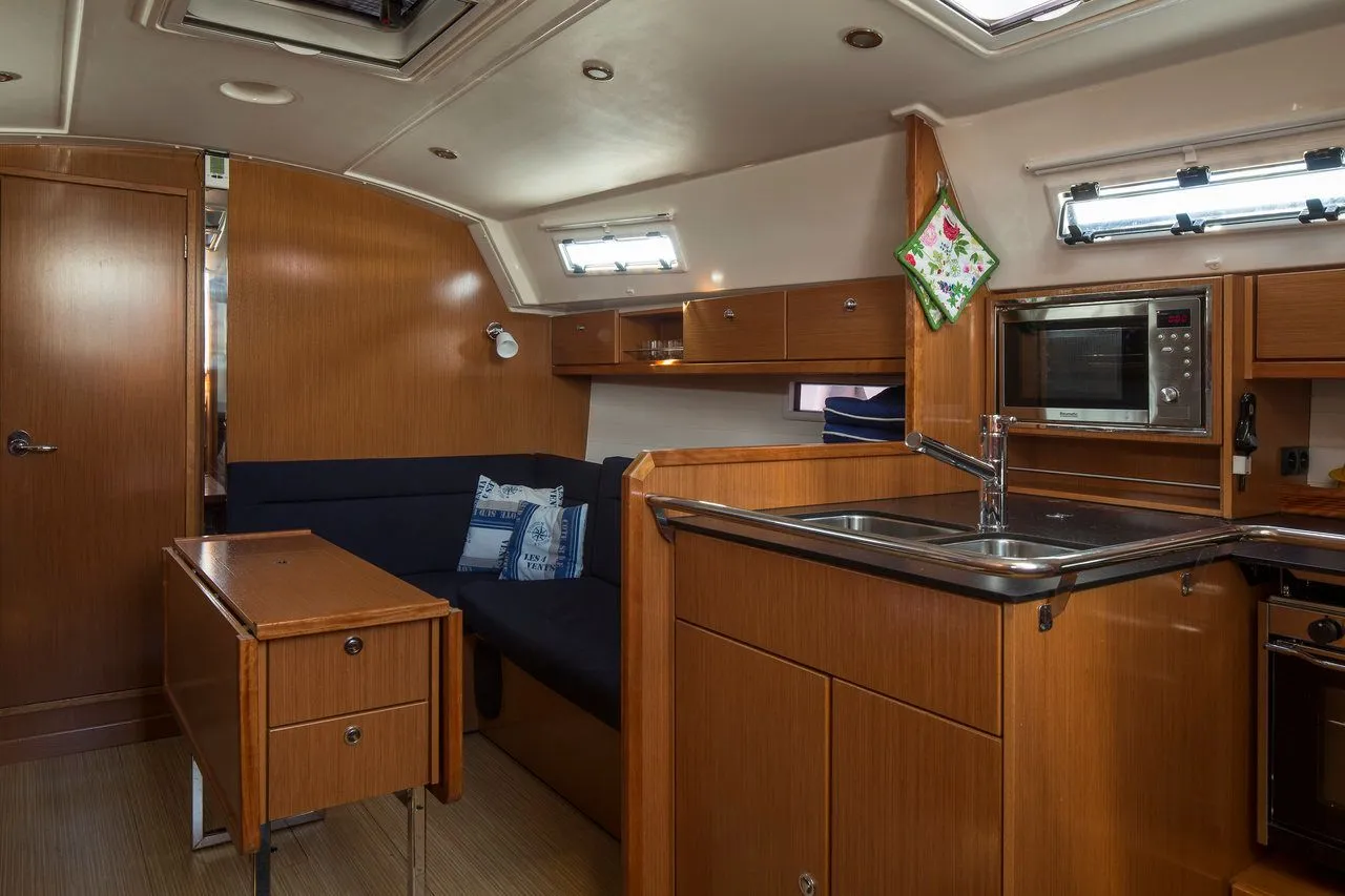 Cecilia Charter Boat