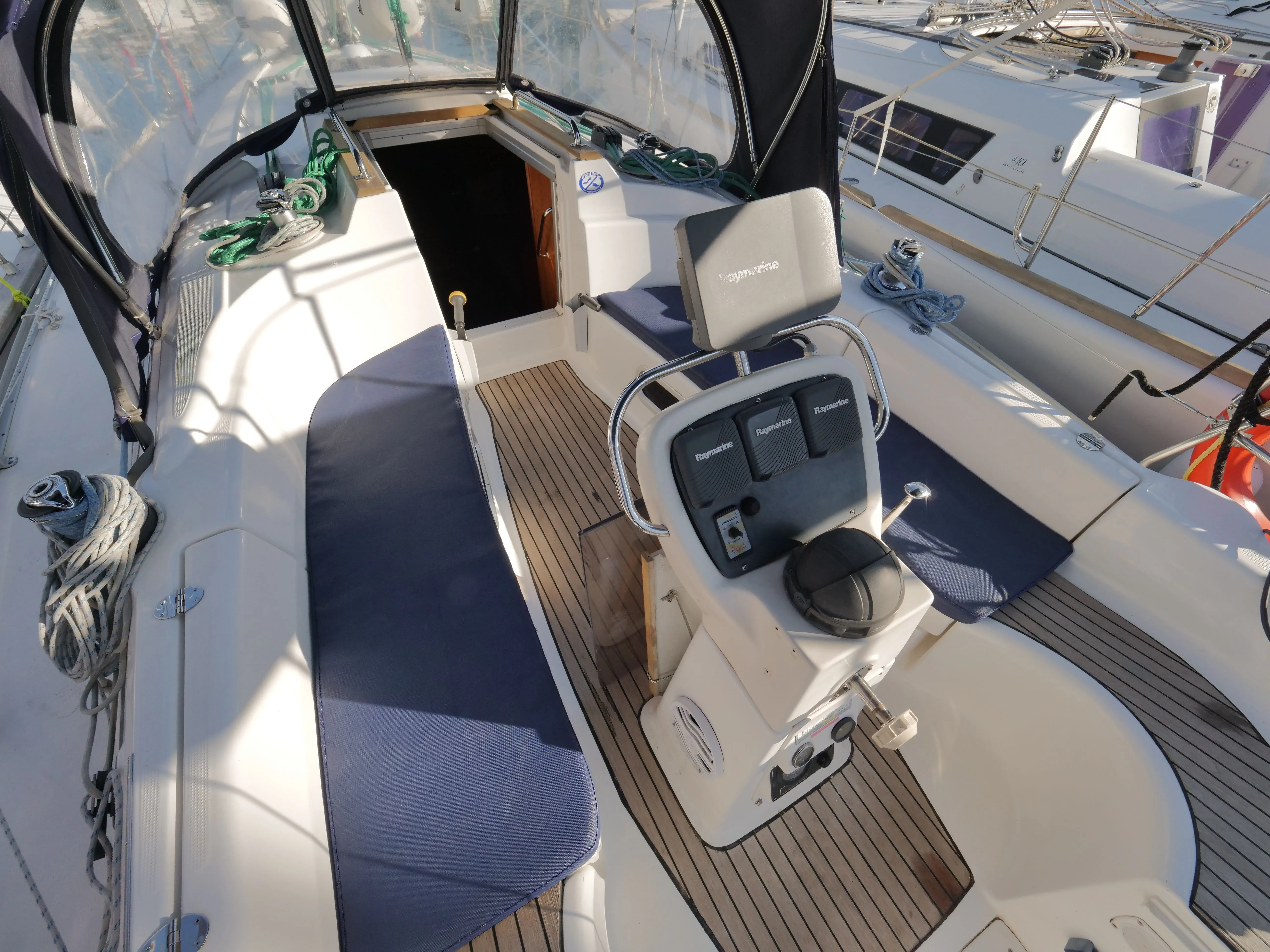 Fethiye 11.4m Kiralık Bavaria Cruiser 36 Yelkenli Yat
