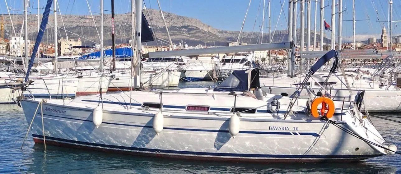 Rent a 11m Boat in Nydri